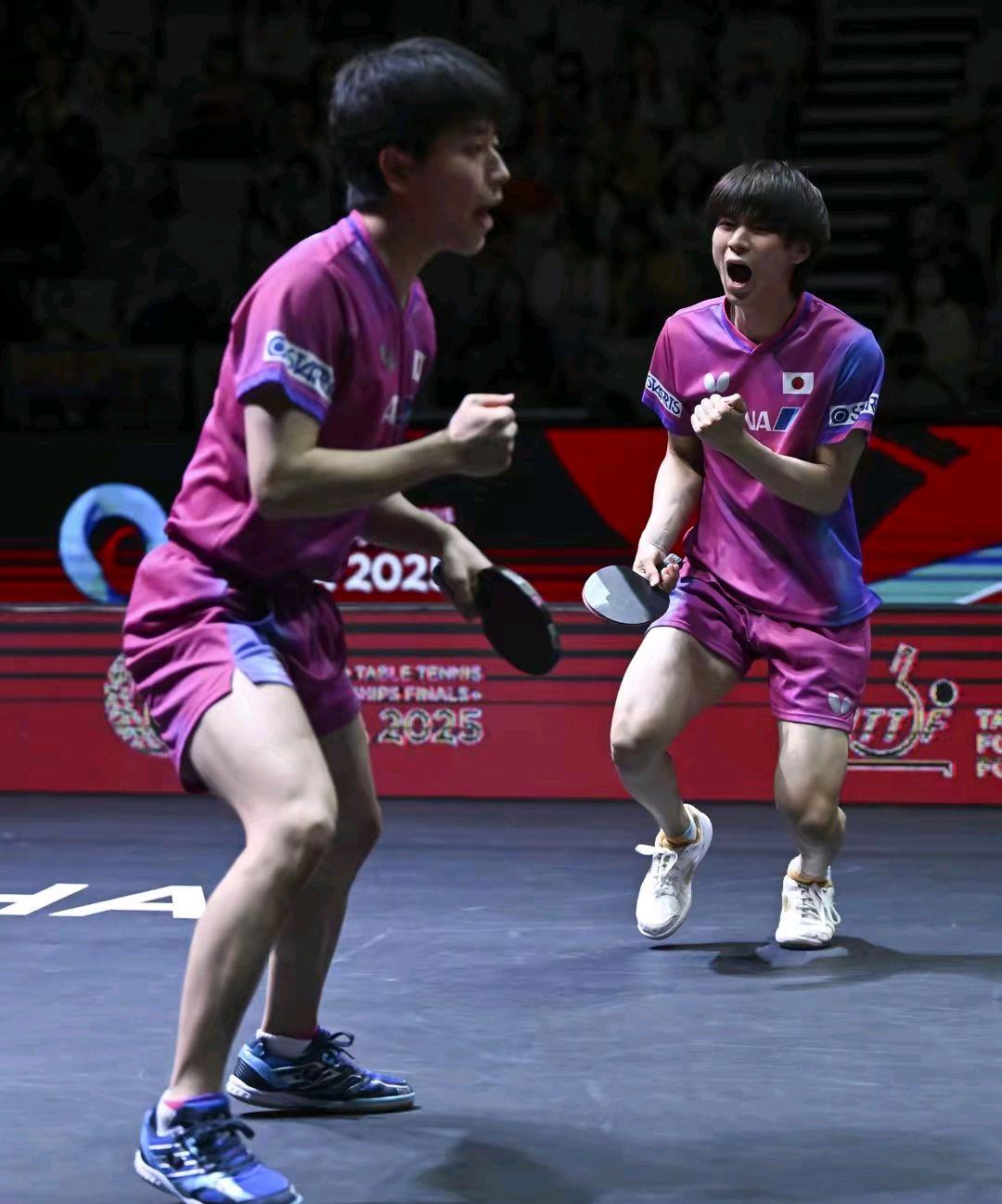 日本乒乓球队翻盘瑞典乒乓球队，奥恰洛夫爆发神勇