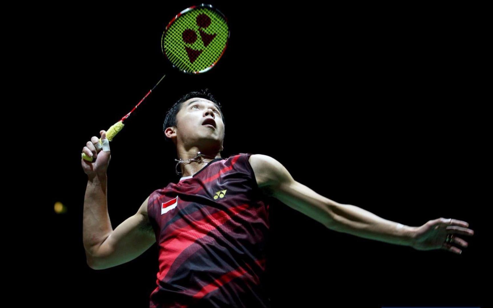 英格兰羽毛球队鏖战印尼羽毛球队，林丹统治全场