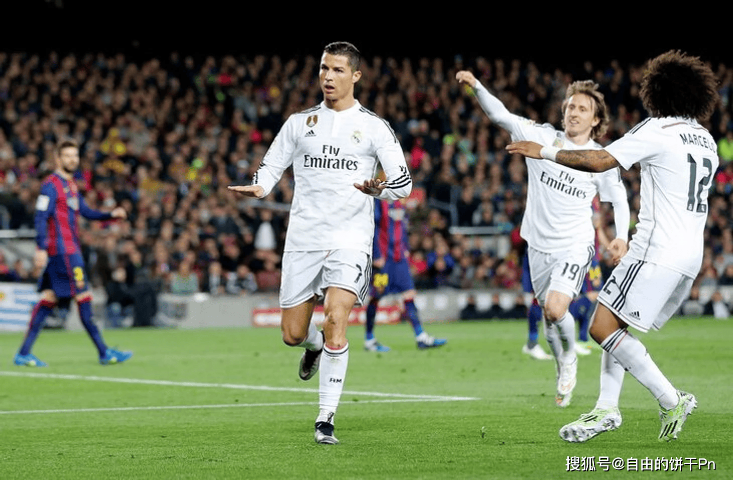 法国翻盘AC米兰,C罗制霸全场 法国翻盘AC米兰,C罗制霸全场