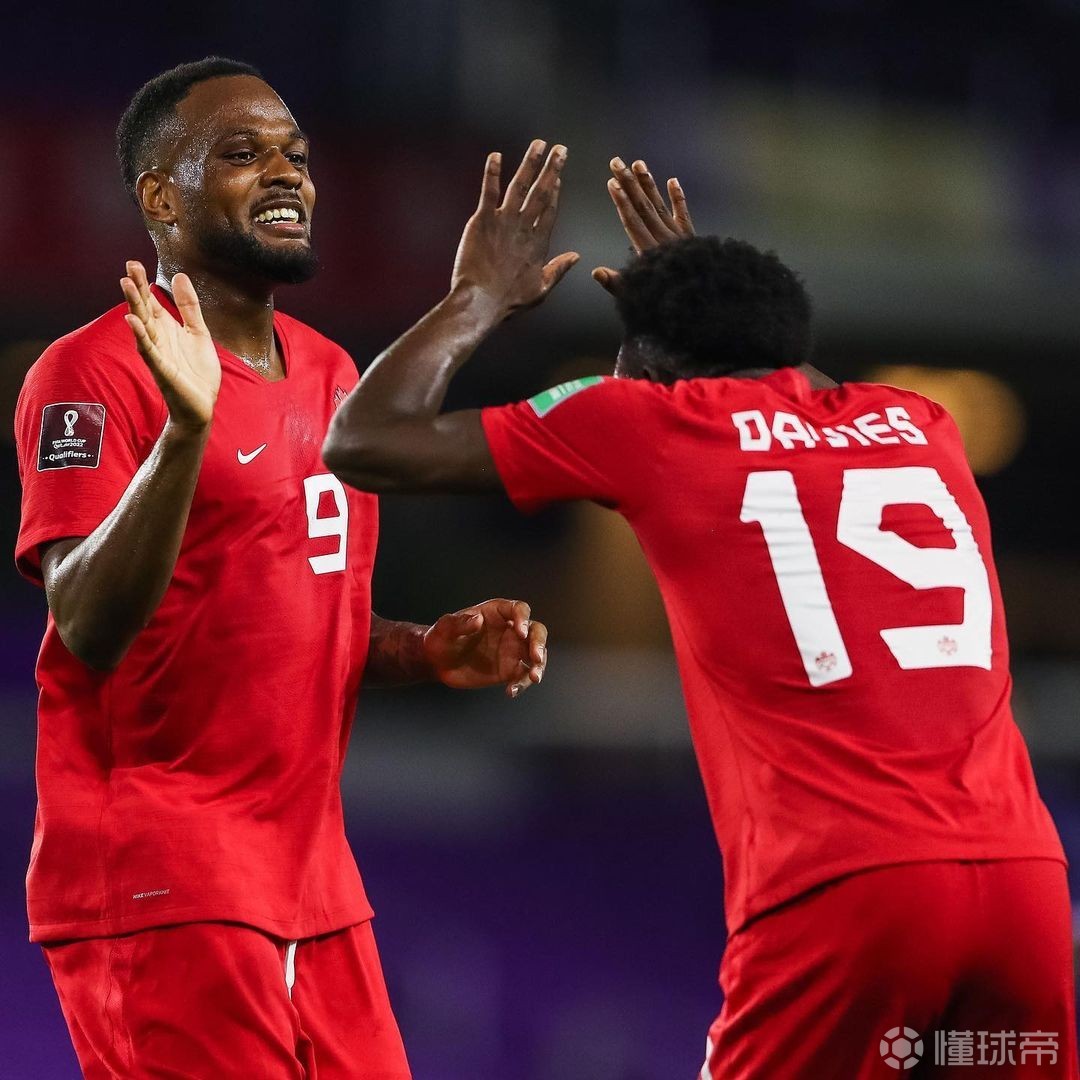 关于印度队完胜法国队，黄鸭组合状态火热的信息