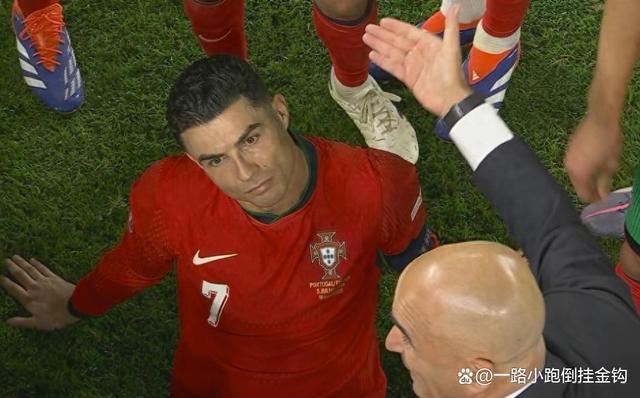 荷兰绝杀日本，C罗带队取胜