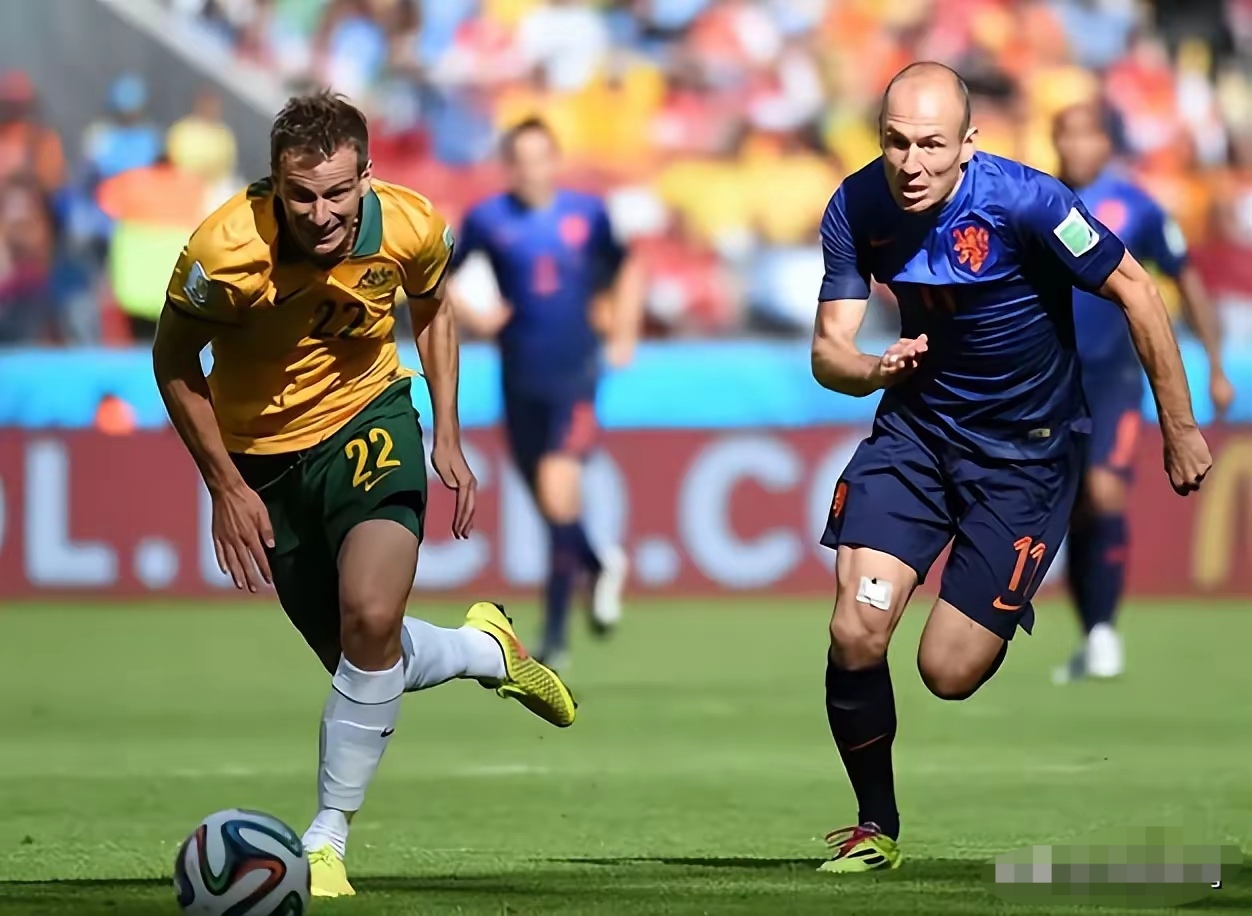 荷兰绝杀日本，C罗带队取胜