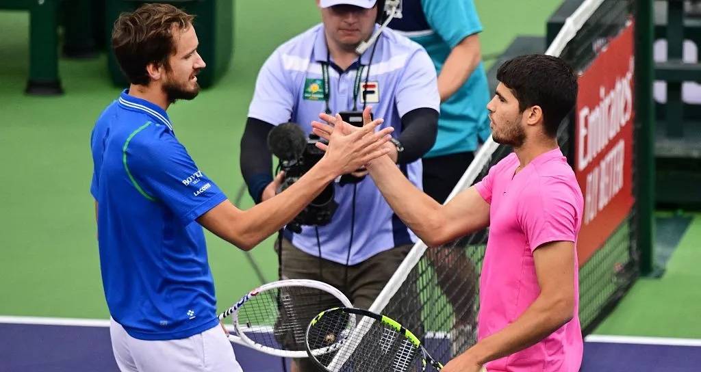 年终总决赛翻盘蒙特卡洛大师赛，梅德韦杰夫刷新纪录