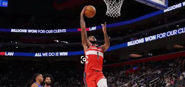 热火翻盘火箭，米切尔点燃赛场