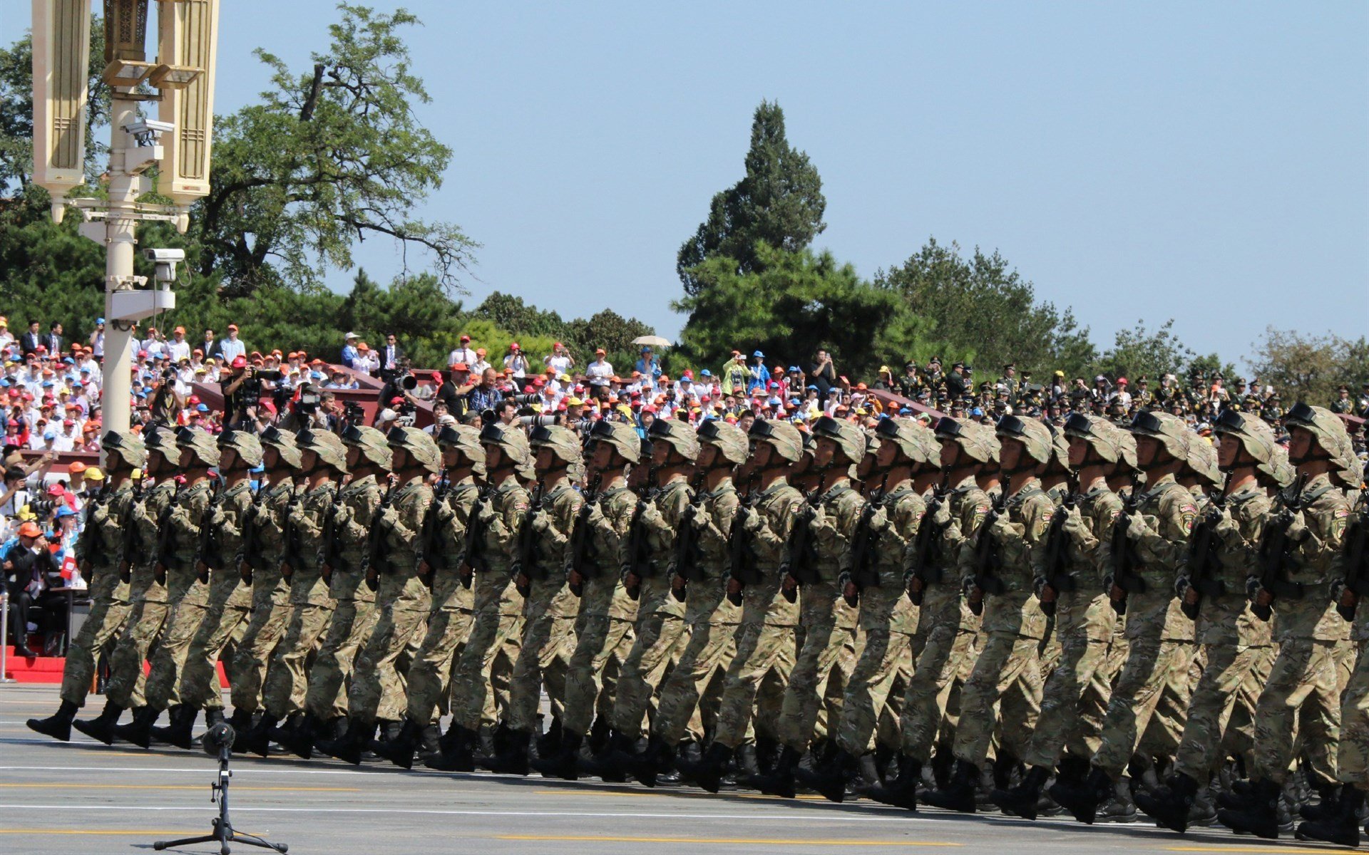 超现实绿茵，当曼城鏖战巴西，萨拉赫的魔法改写历史