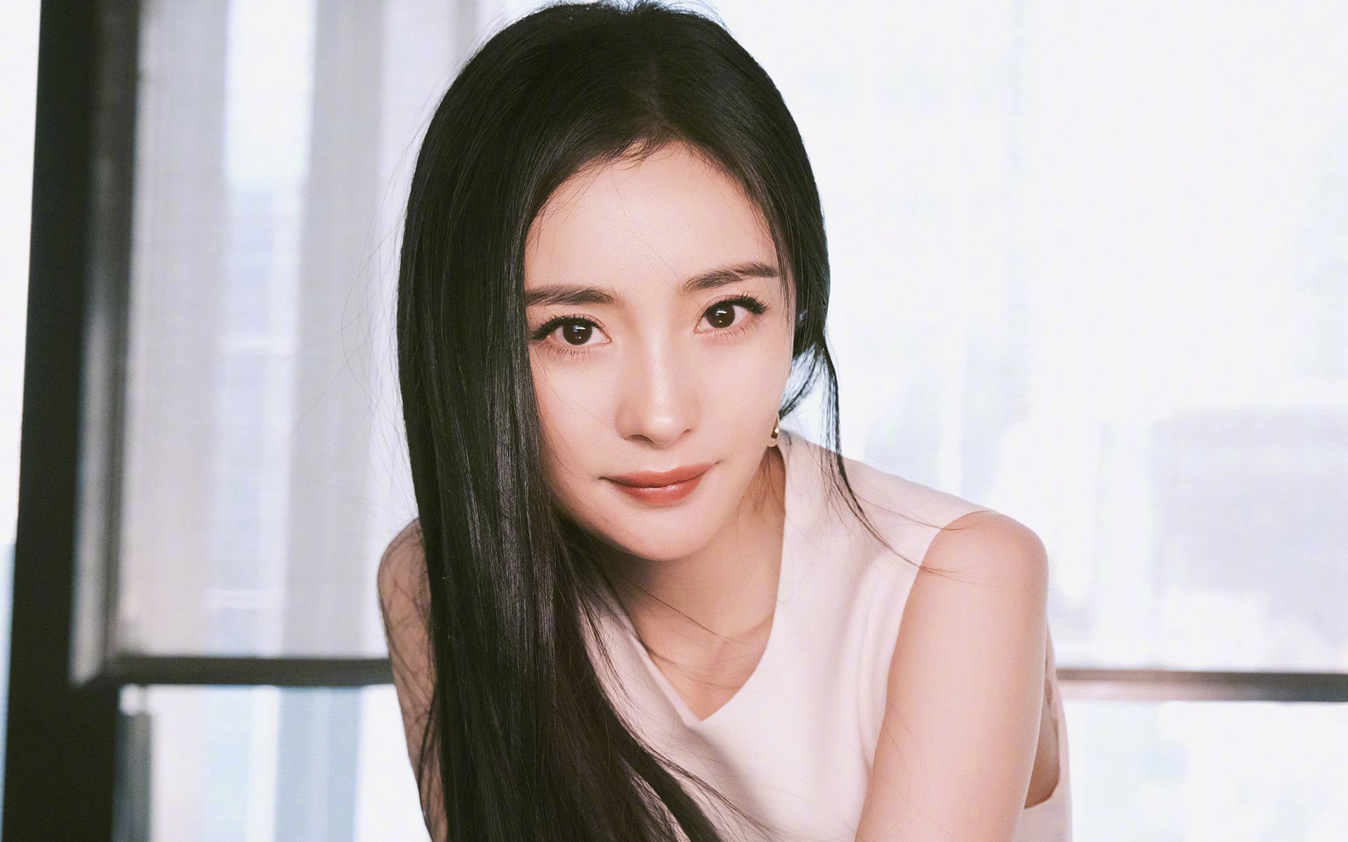 篮坛巨灵神降临绿茵场,2026世界杯之夜,约基奇一记不看人传球绝杀世界