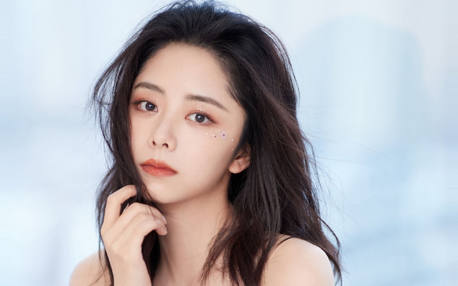 梵高的星空与特修斯之船,当恩比德挥洒天赋时,雷霆与猛龙正解构着篮球的终极谜题