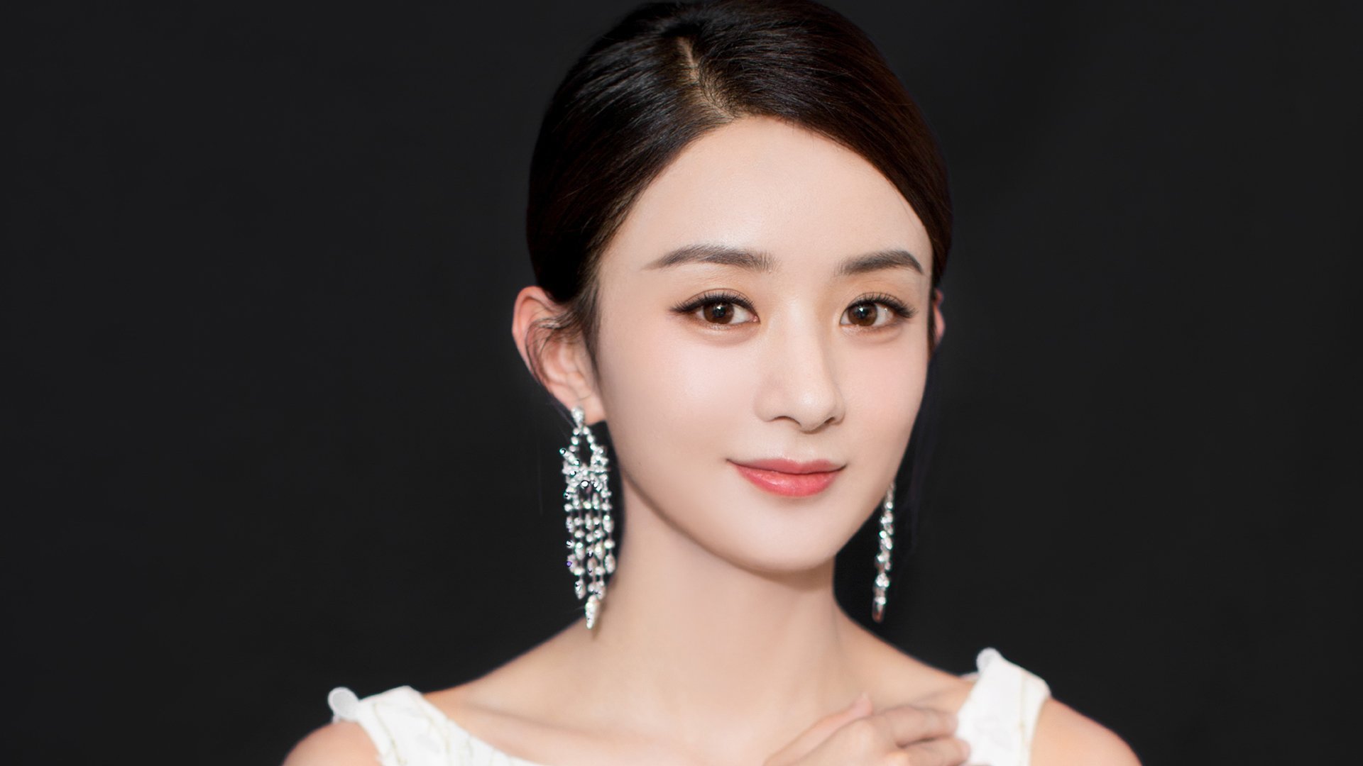 非典型核武器，当戈贝尔开始在禁区写字，森林狼找到了终极答案