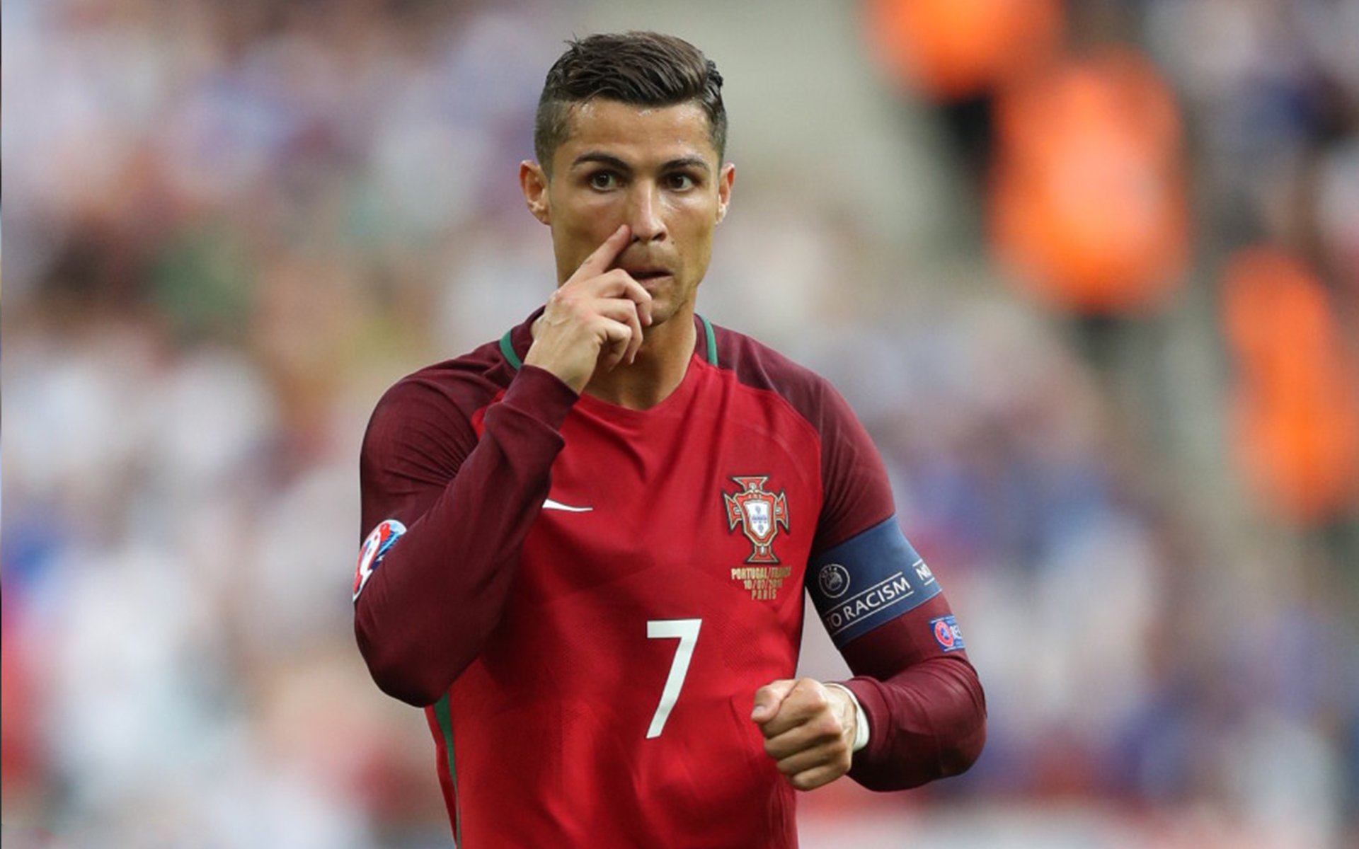 雨夜狂想曲,在数字与艺术交汇处,拉文以一己之力重写F1终章